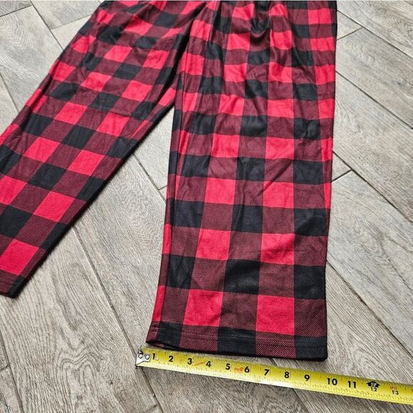 North Pole Joy and Peace PJ Set Size 1X - Picture 14 of 16